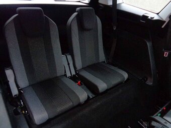 Peugeot 5008 1,5 HDI EAT8 ACTIVE 135.000 km - 11