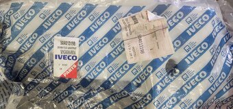 Iveco a Volvo schody, expanzní nádržky - 11