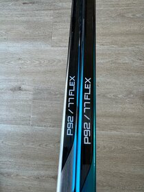 Hokejka Bauer HYP2LITE, levá, P92, flex 70, 77 a 87 - 11