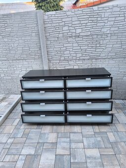 Prodám komodu IKEA Hopen - 11