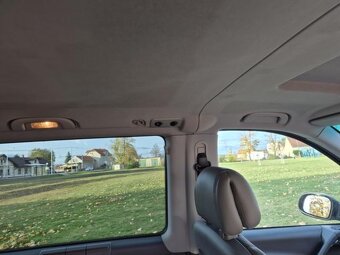 Prodám Mercedes-Benz Viano 2.2 CDI 110kW Trend - KLIMATIZACE - 11