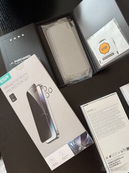 Apple iPhone 15 Pro Max 256GB Natural Titanium + Rimowa obal - 11