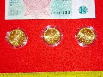 Soubor výročních sběratelských mincí a bankovek - 30 let ČNB - 11