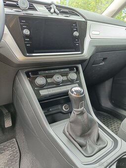 VW Touran 2019 2.0 TDI 110 kW 7 mist - 11