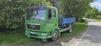 Man TGL 12.220 hákový nosič kontejnerů - 11