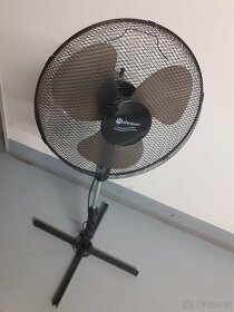 Prodám vícerychlostní výškově nast. ventilátor - ODVEZU - 11