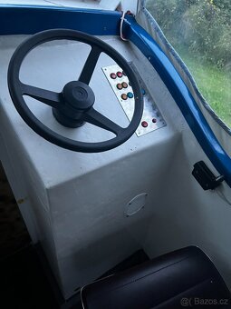 Loď - 11