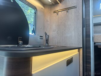 Laika Ecovip L 3009 - MY 2025 - 11