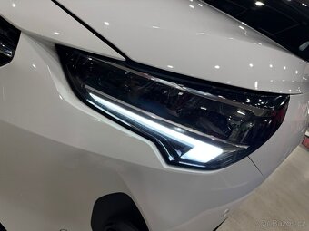 Opel Corsa F Elegance Matrix -100kW POUZE 41t.KM rv2020 - 11