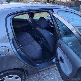 Peugeot 206+ Trendy 1,1i Dovoz Rakousko najeto 76t.km. - 11