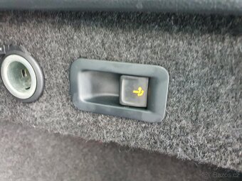 VW Passat B8 Variant 2.0 TDI 147kW DSG - záruka Autodraft - 11