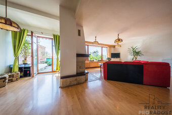 Prodej rodinného domu 315 m2, pozemek 834 m2, Perunská Hodon - 11