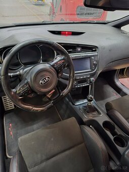 Kia Ceed GT 1.6   r.v. 2017 - 11