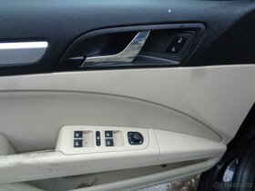 Škoda superb II kombi 2,0tdi, Rozprodám na náhradní díly - 11