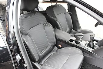 Renault Megane - 11