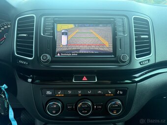 VW SHARAN 2.0 TDi DSG NAVI KAMERA WEBASTO 7 MÍST 2020 - 11