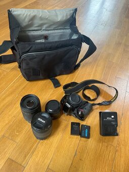 Nikon D5100 + objektivy + brašna - 11