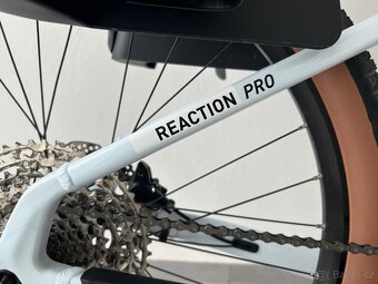 Cube reaction hybrid pro 625 - 11