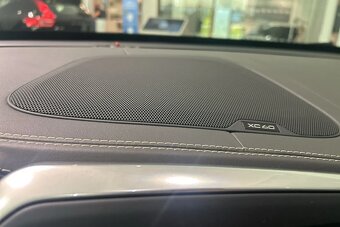 Volvo XC60 D5 AWD Classic Summum 2017 - 11