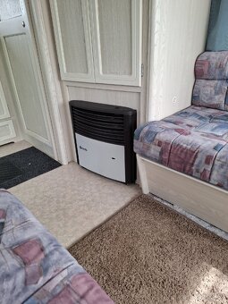 Prodám karavan Sprite 390 EK - 11