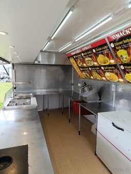 Pojízdná prodejna (foodtruck) - 11