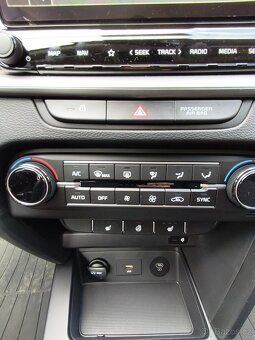 Kia Ceed, 1,5 T-GDi SW TOP + BUS - nové 1500km- odpočet DPH - 11