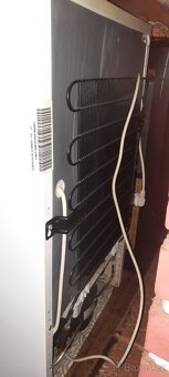 Malá lednička s mrazákem Gorenje - 11