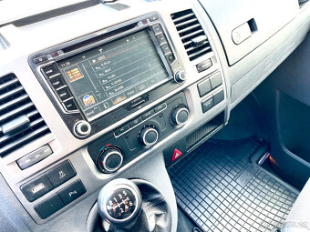Volkswagen Multivan 2.0 TDI STARLINE - 11
