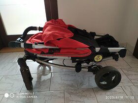 Prodám levně italský sportovní kočárek ve výborném stavu - 11