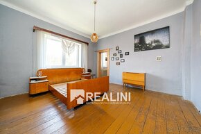 Prodej rodinného domu v Rychvaldě k rekonstrukci podle Vašic - 11