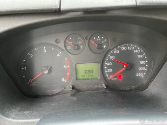 Ford Transit - 11