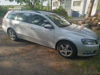 VW Passat B7 combi bluemotion - 11