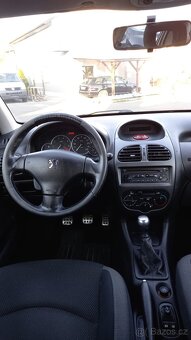Peugeot 206 1.4  55kW - 11