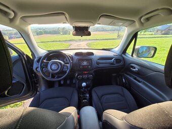 Jeep Renegade 1.6i 81 kW, r. v. 2016, první registrace 2017 - 11