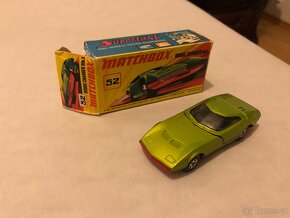 MATCHBOX/LESNEY autíčka - 11