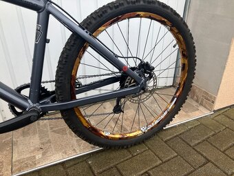 HARO PRO JUNIORY DIRT SJEZD - 11