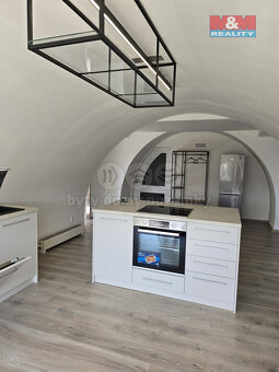 Pronájem rodinného domu, 100 m², Trutnov, ul. Mentzlova - 11