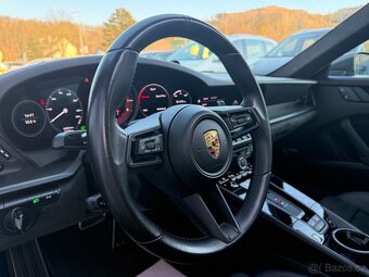 Porsche 911 Carrera 4 GTS 992 LIFT PANORAMA 2022 - 11