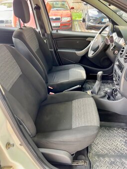Dacia Duster 1.6 77kW, benzín, r.v. 2012, STK do 2027 - 11