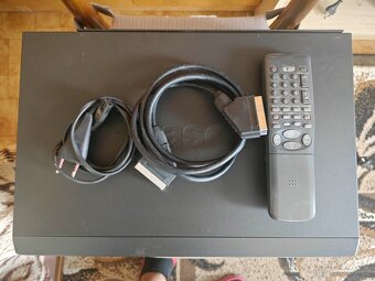 Videorekordér Panasonic 6hlav hifi + 28ks VHS kazet - 11