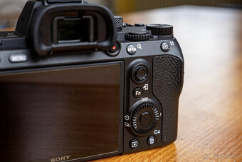 SONY A7 III - 11
