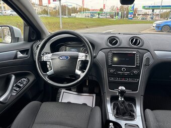Ford Mondeo  2.2TDCi 129kW Titanium Facelif - 11
