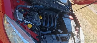 Renault Megane 3 kombi, r.v.2010, 1.6 benzín 74kw, 5 kvalt - 11