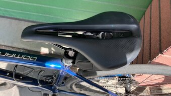 Trek Domane AL 2 Disc - 11