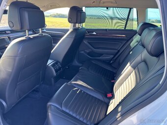 VW Passat 2.0TDI 110kW Highline - 11