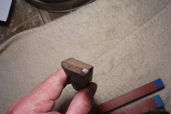 Příslušenství k soustruhu: vrták, nože, - 11