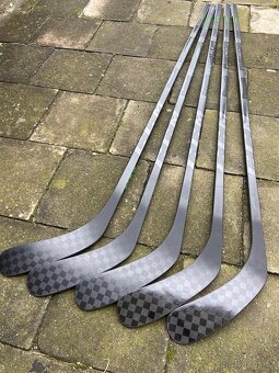 Hokejka CCM Trigger 6 85flex P29 levá ZÁRUKA - 11