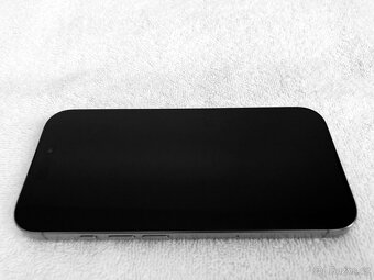 Apple iPhone 16 Pro 256GB Natural Titanium - NOVÝ - 11