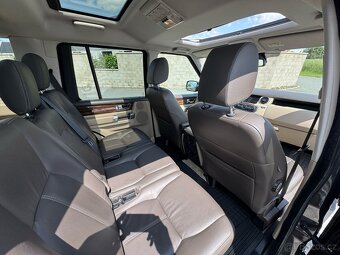 LAND ROVER DISCOVERY 3.0D HSE LUXURY 7 MÍST - 11