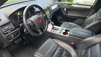 VW Touareg 3.0TDi     ■   PĚKNÝ VŮZ - 11